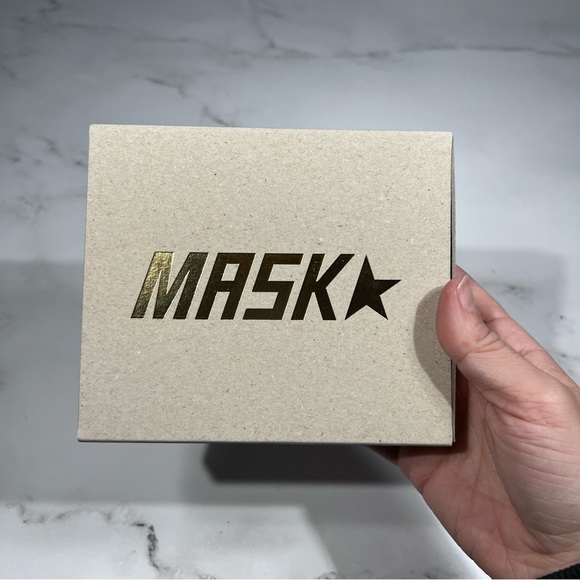 Golden Goose Star Face Mask Knitted Red Bandana Print - Picture 8 of 10